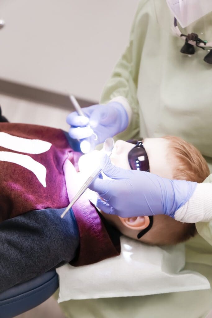 teeth cleaning and dental scaling services